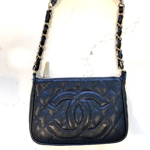 CHANEL Handbags - Authentic Chanel Caviar Pochette Quilted handbag